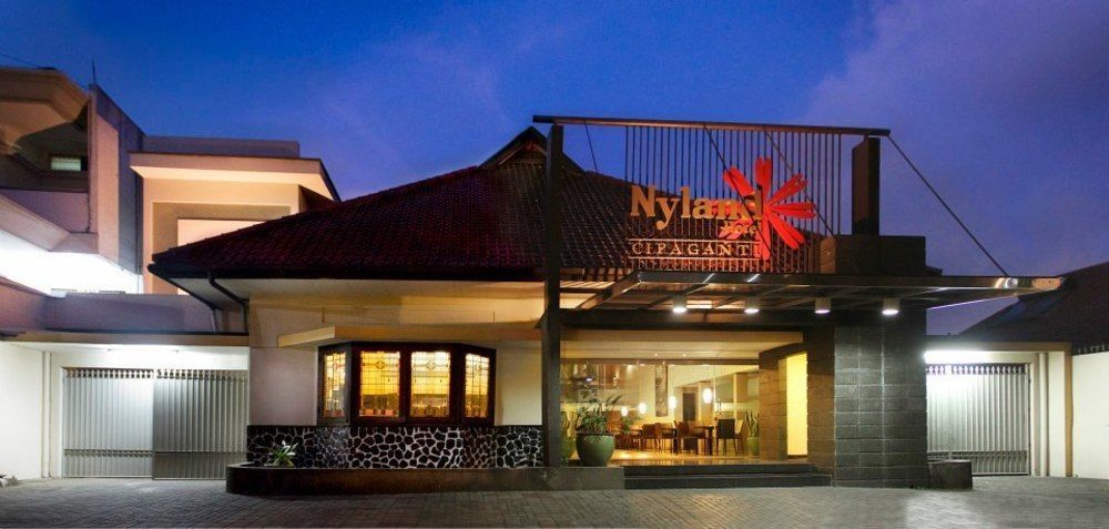 Reddoorz Plus @ Cipaganti Street 3 Bandung Exterior foto